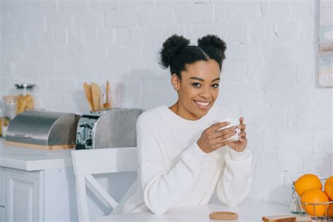 Afro Puffs Natural Hair Tutorial: 'How to do' DIY Styles