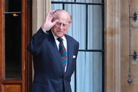 Breaking News Pangeran Philip Suami Ratu Elizabeth Ii Meninggal Dunia