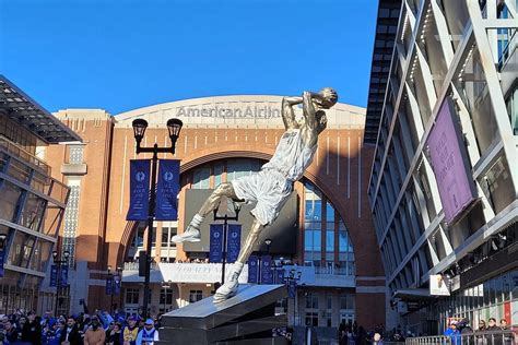 Dallas Mavericks Unveil Statue Honoring Dirk Nowitzki