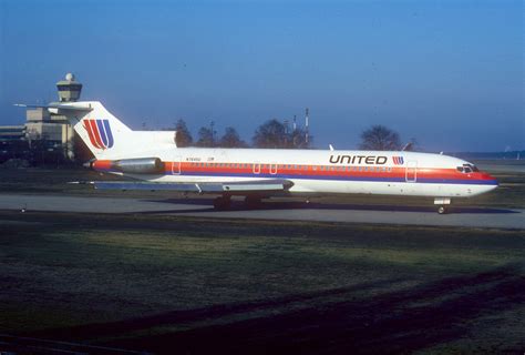 United Airlines Boeing 727 222 N7645U March 1993 A Photo On Flickriver