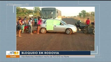 Moradores Bloqueiam Rodovia Para Cobrar Melhorias Em Estrada De