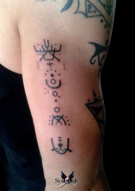 Sigils tattoo - runes tattoo - Crop circle - Black lines tattoo - Sioux ...