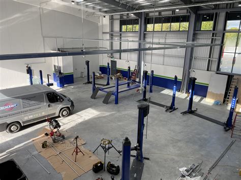 Tecalemit New Build Workshop With MOT Bay Service Lifts