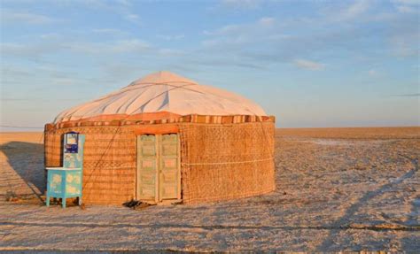 Aral Sea Tour Caravanistan