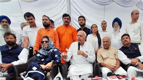 Jammu and Kashmir parties to oppose non-local voters in list | Latest ...