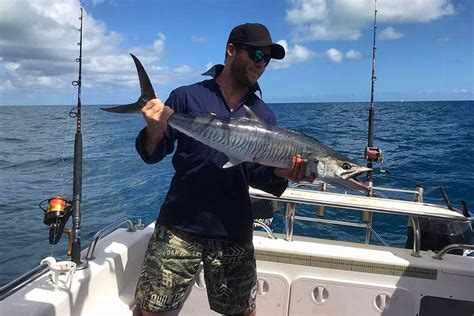 Fishing in the Great Barrier Reef : r/Fishing