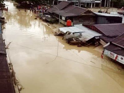 Banjir Bandang Masamba Antara Foto