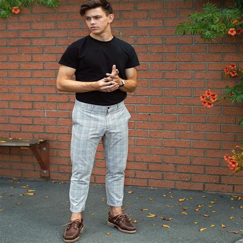 How The Best Dressed Men Wear Grey Pants And Brown Shoes Soxy