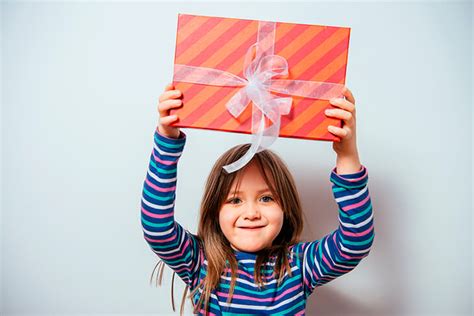 117+ идей Что подарить Девочке на 5 лет, ТОП Полезных и Недорогих подарков