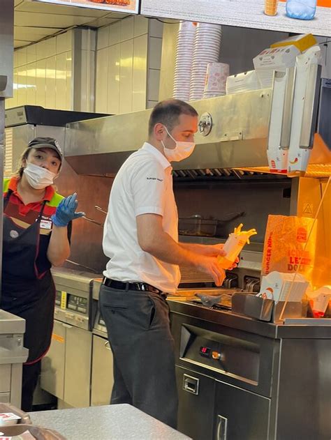 BURGER KING Trabzon Kemerkaya Mah Maras Cad No 1 Cardápio