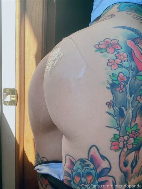 NintendoPanda AKA PandaBear NintendoPanda OnlyFans 063 Porn Pic
