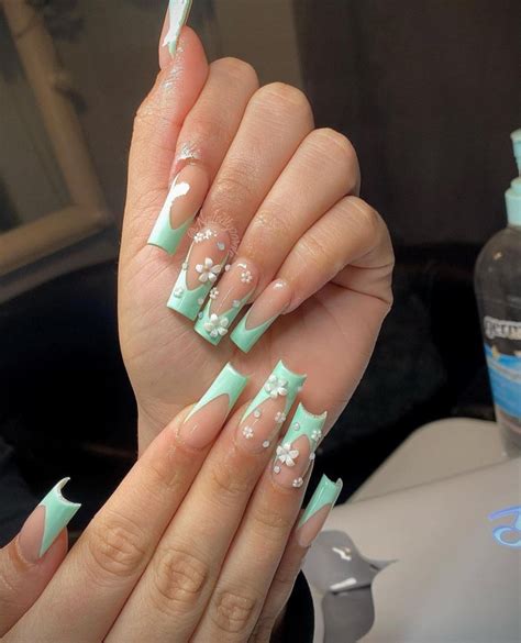 Cute Acrylic Nails To Wear This Spring Green French Tip Nails With