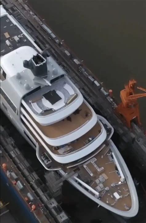 Roman Abramovich's new explorer yacht SOLARIS unveiled