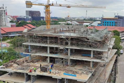 Workers Injured In Building Site Collapse Bangkok Post Learning Learn