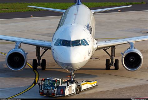 D Aizd Lufthansa Airbus A Photo By Dominik Bensch Id