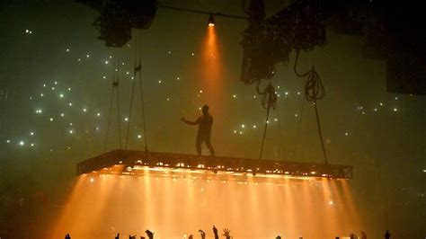 Kanye West's Performance Photos