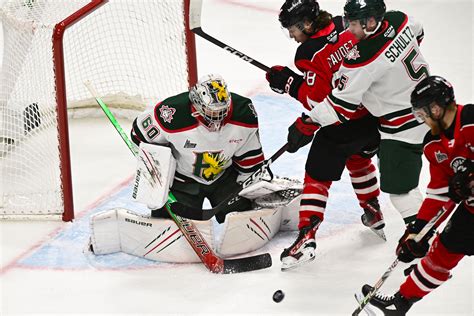 Les Remparts Frappent Un Mur Contre Halifax