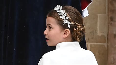 La Princesa Charlotte Estrena Su Primera Tiara Tocado A Juego Con La