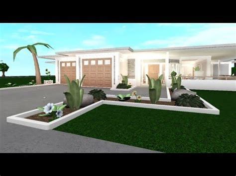 Bloxburg: Modern One~Story Mansion | Lake front house plans, House ...