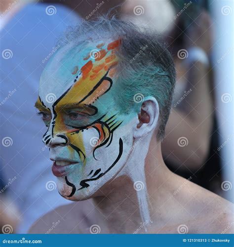 Artists Paint Fully Nude Models Of All Shapes And Sizes During Th Nyc Body Painting Day