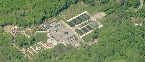 Billionaire Home Addresses Villa Collina Vernon Hill Mansion