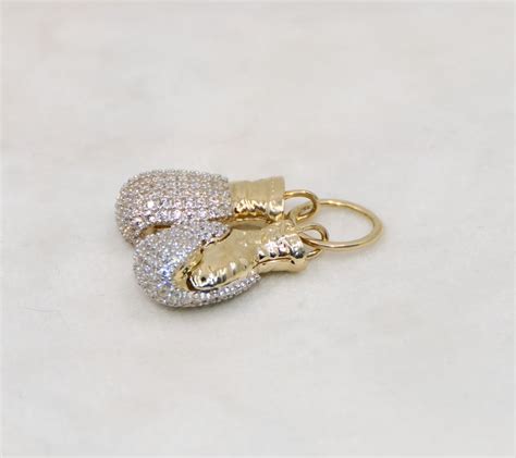 9ct Gold Boxing Gloves Pendant Heart Of Gold Jewellers Glasgow