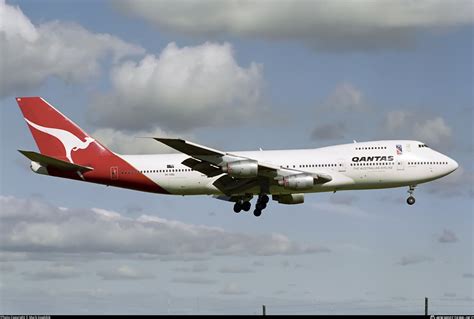 Vh Ebq Qantas Boeing B Photo By Mark Ijsseldijk Id