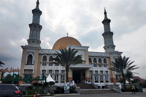 Unik Masjid Al Fattah Tasikmalaya Berbentuk Tiga Bangunan Ternama Di Dunia