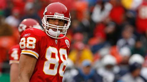 Former Chiefs TE Tony Gonzalez Recalls His Top Two Moments in KC