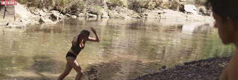 Naked BeBe Bettencourt In The Dry