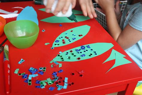 whirls and twirls around the world: India crafts: Paper plate peacock