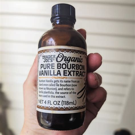 Trader Joe S Organic Pure Bourbon Vanilla Extract Reviews Abillion