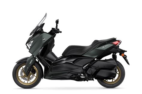 2023 Yamaha XMAX 300 | Complete Specs, Top Speed, Consumption, Images ...