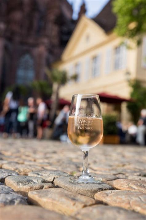 ALTE WACHE HAUS DER BADISCHEN WEINE Fribourg Restaurant Avis Numéro