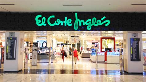 El Vestido Más Femenino Para El Verano Está Rebajado En El Corte Inglés