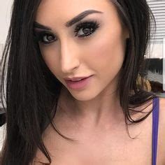 Reya Sunshine