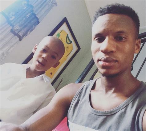 Checkout 5 Cute Photos Of Themba Zwane With His Son - Diski 365