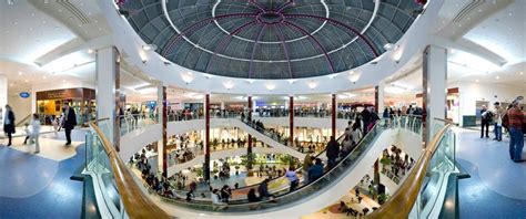 The 8 Biggest Shopping Malls in Barcelona