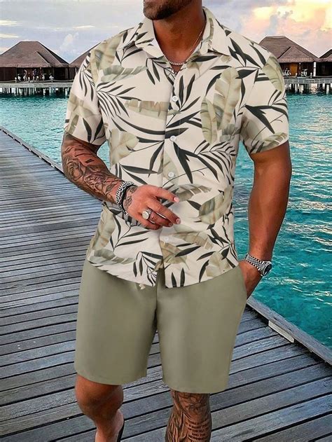 Hombres con estampado tropical Camisa de cintura con cordón Shorts