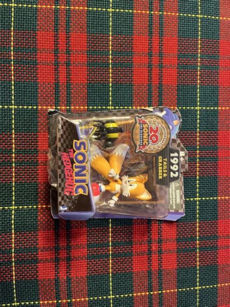 SEGA SONIC FIGURINE Tails Sonic The Hedgehog 20th Anniversary