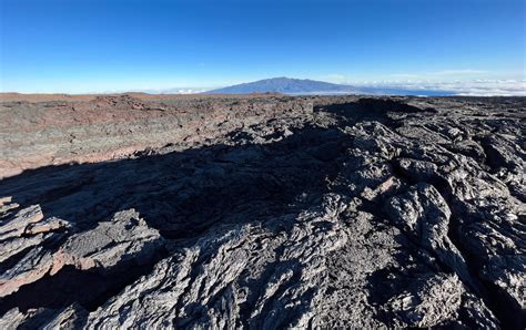 Both Kilauea, Mauna Loa Volcanoes Go Quiet