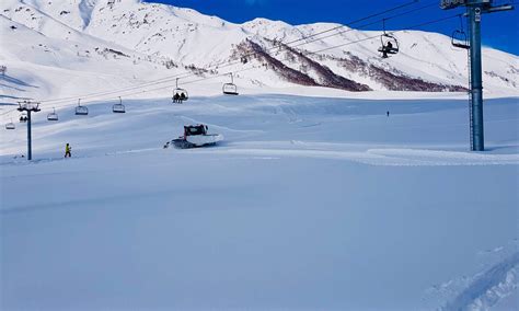 Gulmarg Tourism – Best Places to Visit & Things to Do in Gulmarg Kashmir