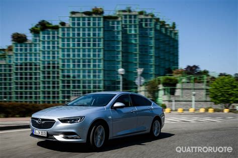 Opel Insignia Grand Sport Prova E Opinioni La Prova Della 2 0 CDTI