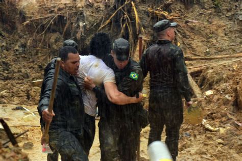 巴西伯南布哥州强降雨死亡人数升至56人