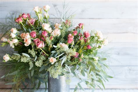 How To Arrange Large Flower Arrangements at Micheal Jaggers blog