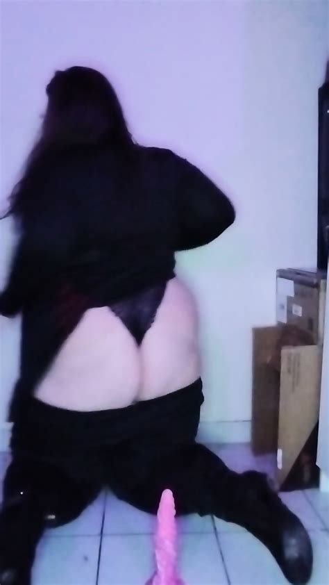 Bbw Crossdresser Enjoys Anal Pleasure With A Fancy Horn