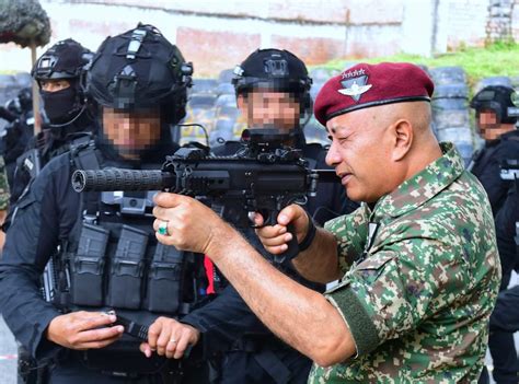 Malaysia Armed Forces Chief Visits Defence Special Operations Division