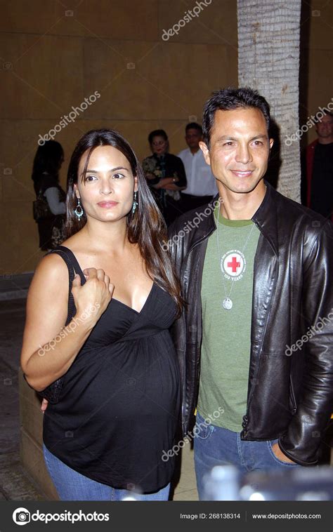 Talisa Soto Benjamin Bratt Arrivals Thumbsucker Premiere Egyptian