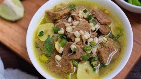 Bikin Soto Daging Dengan Kuah Segar Ini Resepnya Moms