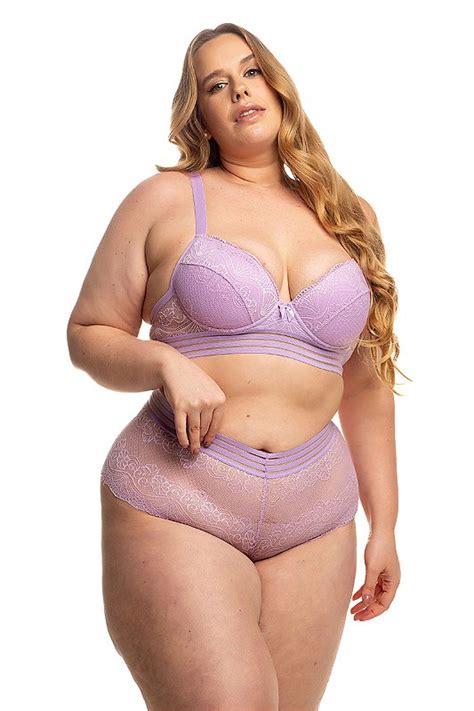 Conjunto Plus Size em Renda Sutiã Bojo Calcinha Calesson Nayane 1574 Mafort Lingerie de